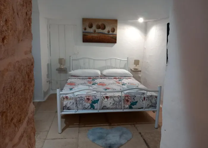 別荘 Trullo Martina マルティナ・フランカ